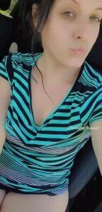 Selfie Car Showing tits by valerie_rosee