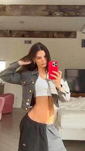 Emily Ratajkowski And Belly Button In Amazing Xxx Scene Vertical Video Greatest