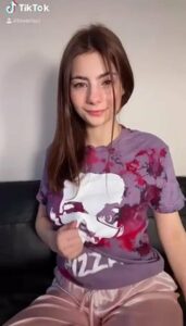 LoverLaci Onlyfans Skinny Young Tiktok Tape Leaked